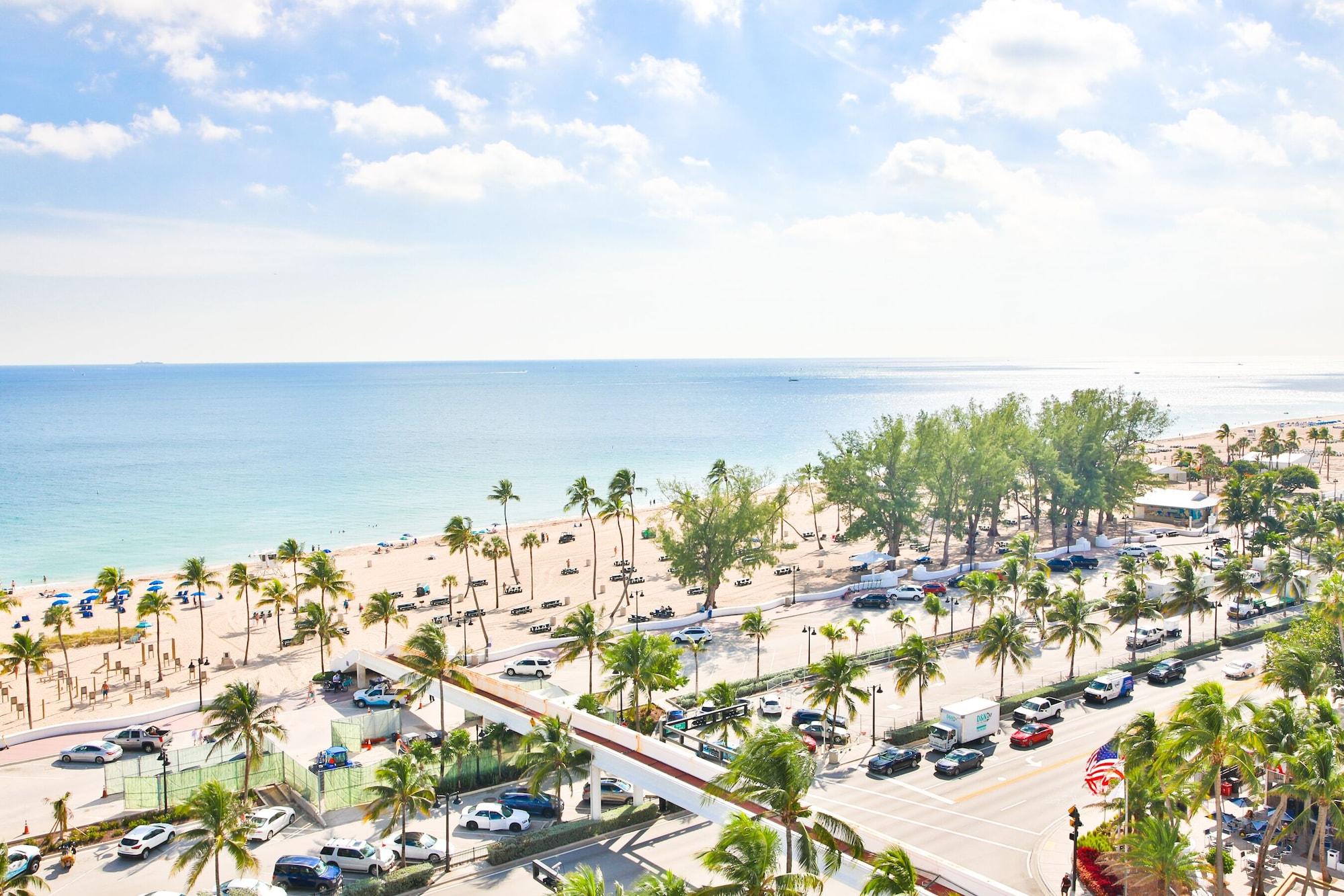 Bahia Mar Fort Lauderdale Beach - Doubletree By Hilton Hotel Exterior photo