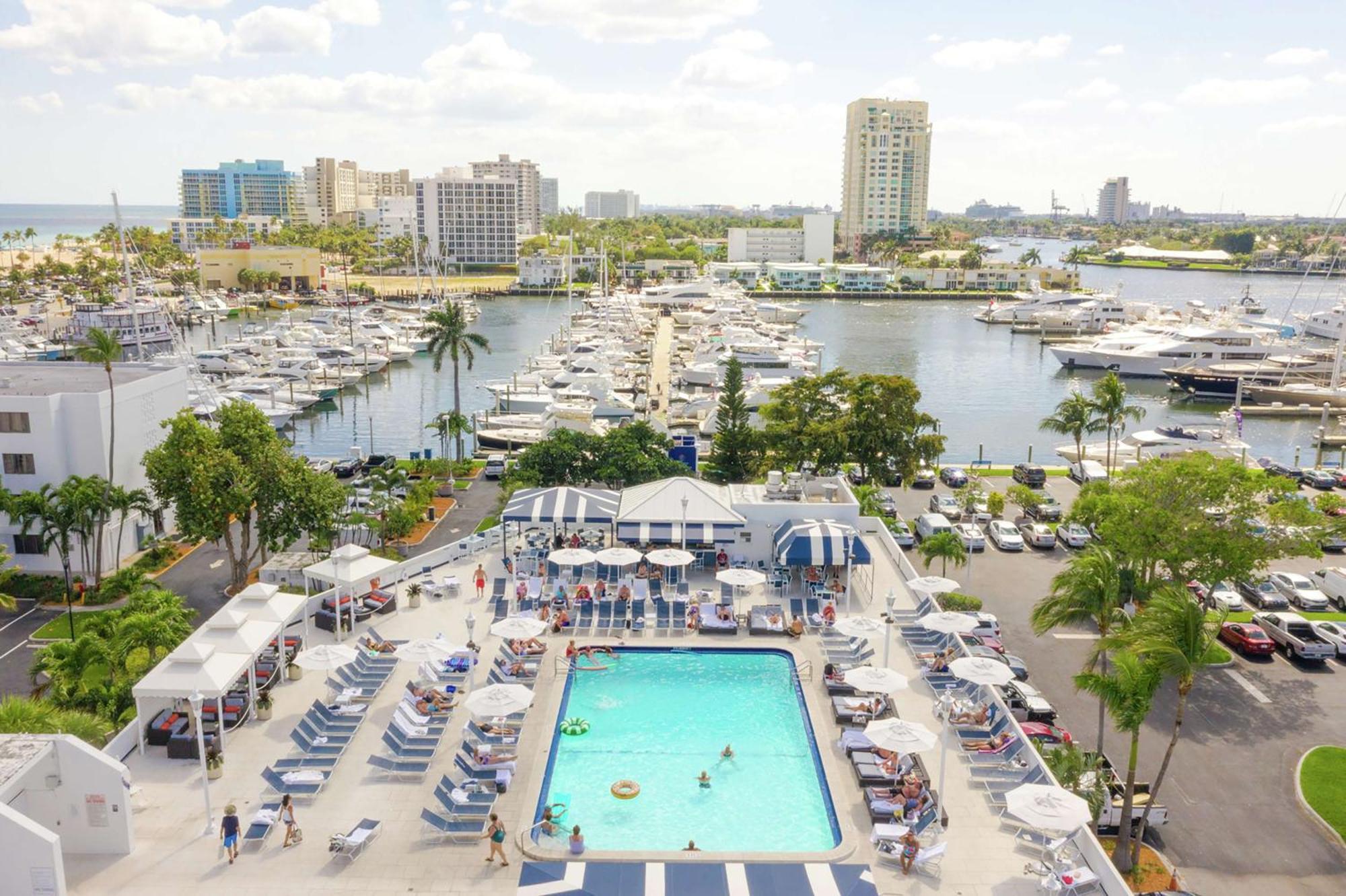 Bahia Mar Fort Lauderdale Beach - Doubletree By Hilton Hotel Exterior photo