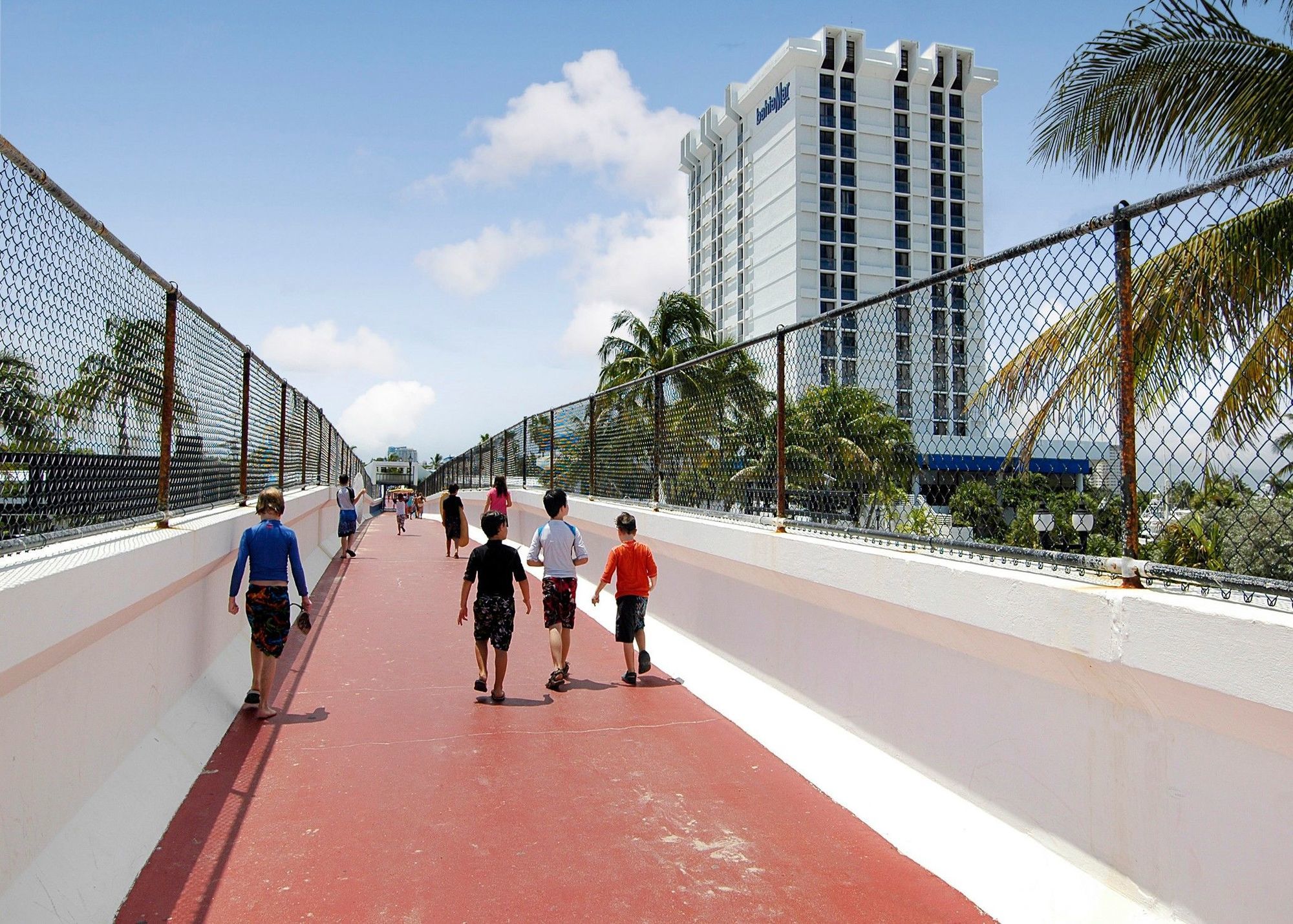 Bahia Mar Fort Lauderdale Beach - Doubletree By Hilton Hotel Exterior photo